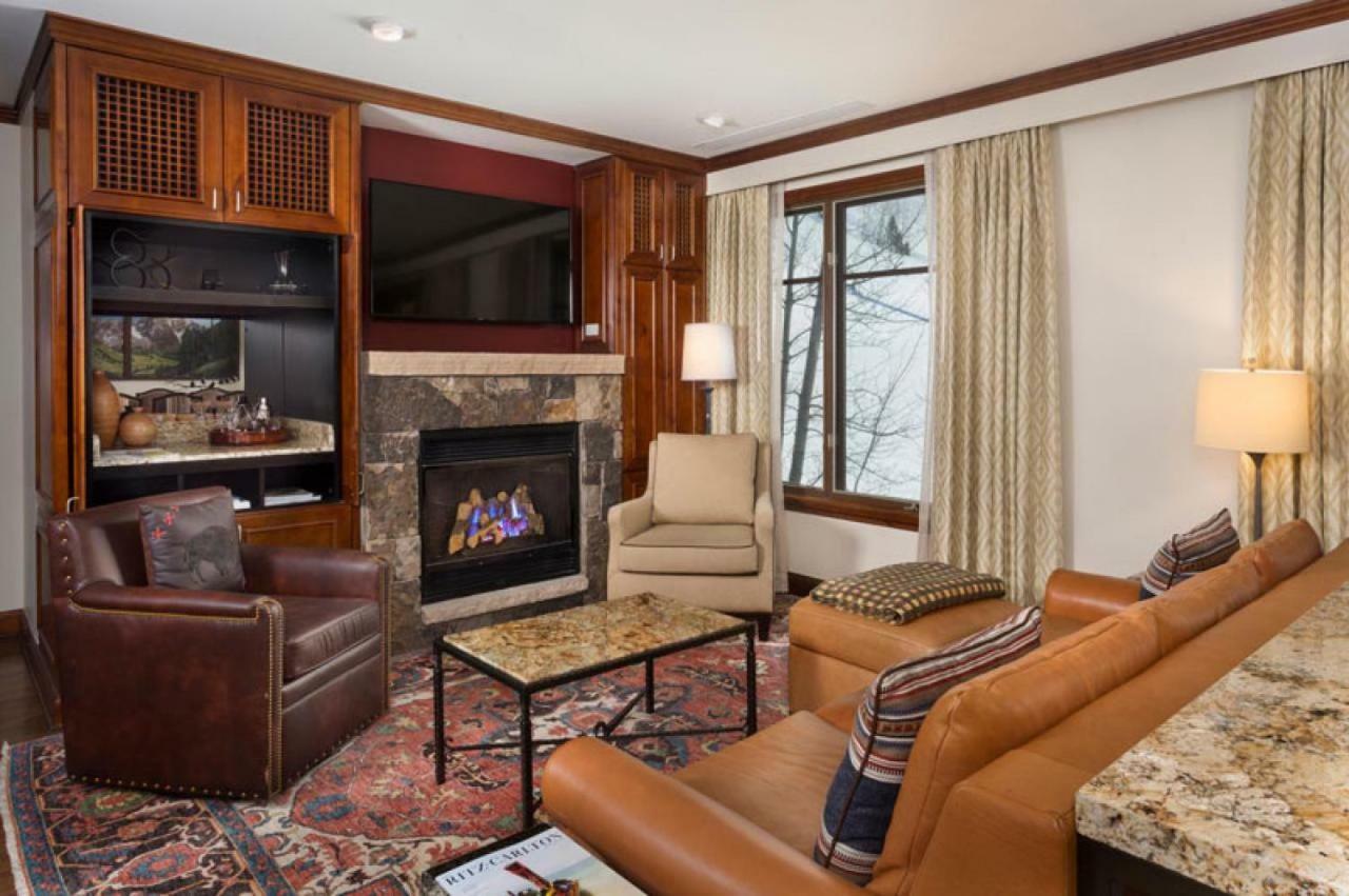 The Ritz-carlton, 2 Bedroom 8409, Mountain/mall View, Ski-in/ski-out In Highlands